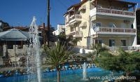 Peristerianos Apartments, private accommodation in city Nea Skioni, Greece